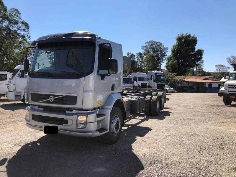 Volvo Vm 270 6x2 12/12
